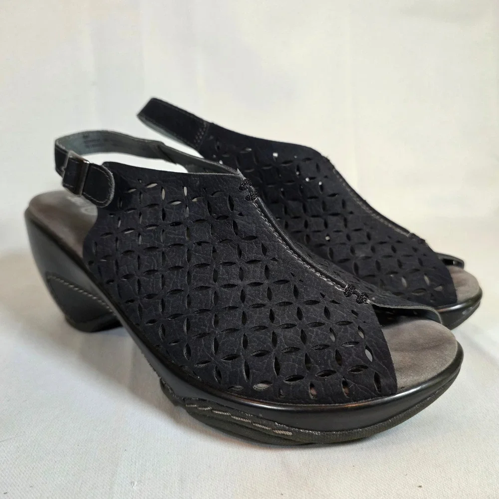 JBU Jambu Monica Black Wedge Sandals Womens 8 M Laser Cut Slingback Adjustable